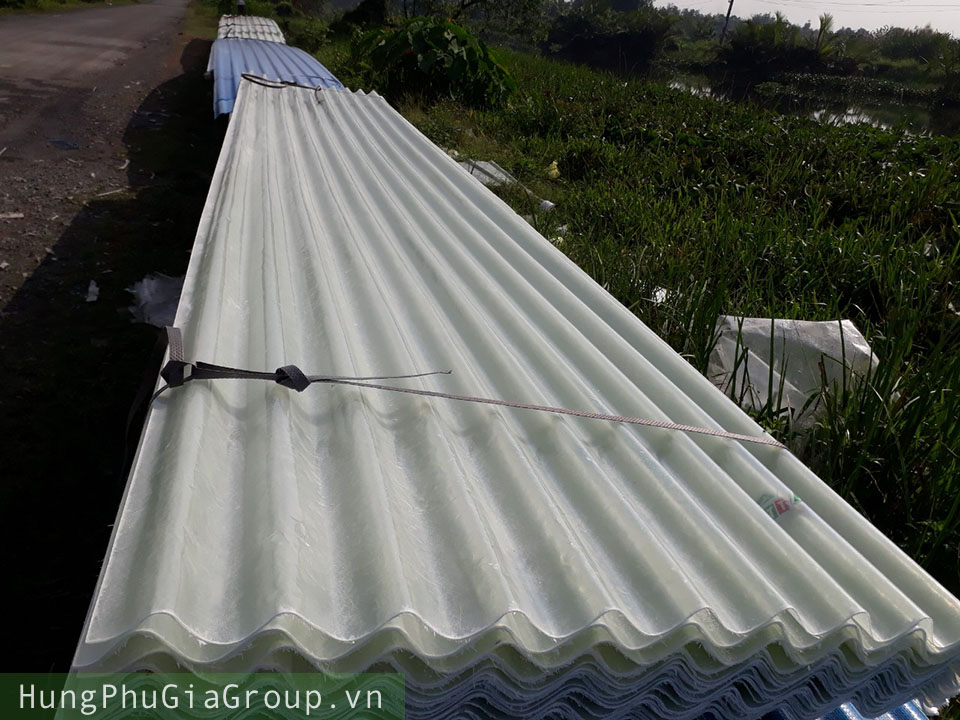 Khám phá vẻ đẹp của Tôn nhựa 11 sóng Cao Cấp