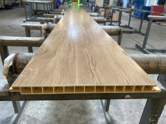 Ván nhựa pvc lót sàn 14 z6044533796713 de7d6bba7d96ec1d7a07051f565d671c